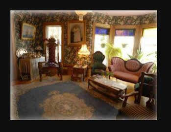 Whitefield The Lion And The Rose Bed & Breakfast מראה חיצוני תמונה