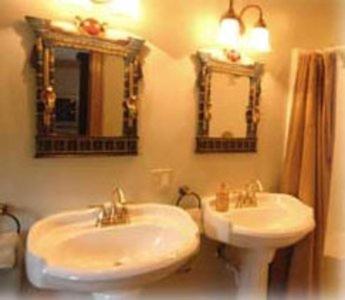 Whitefield The Lion And The Rose Bed & Breakfast חדר תמונה